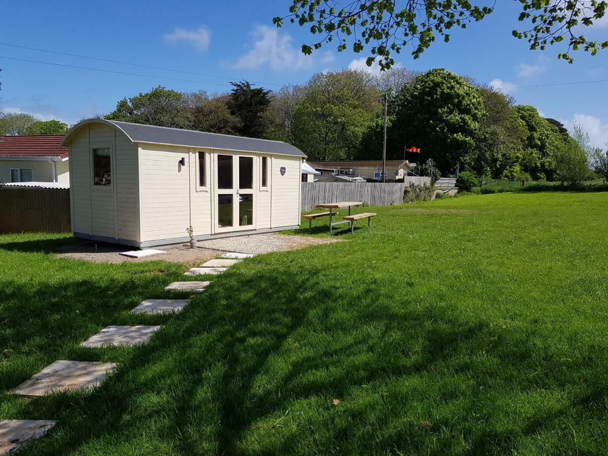 Acorn Camping And Caravan Park Llantwit Major Exterior photo