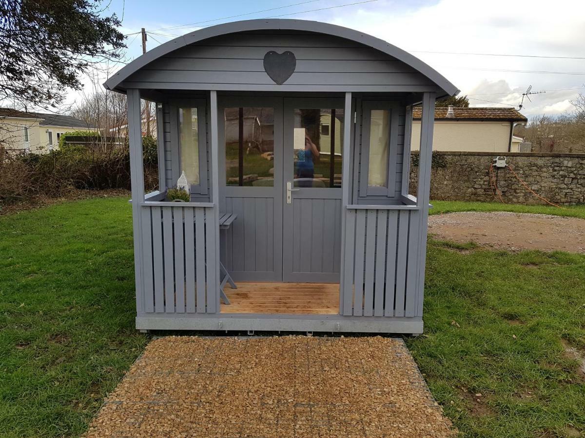 Acorn Camping And Caravan Park Llantwit Major Exterior photo