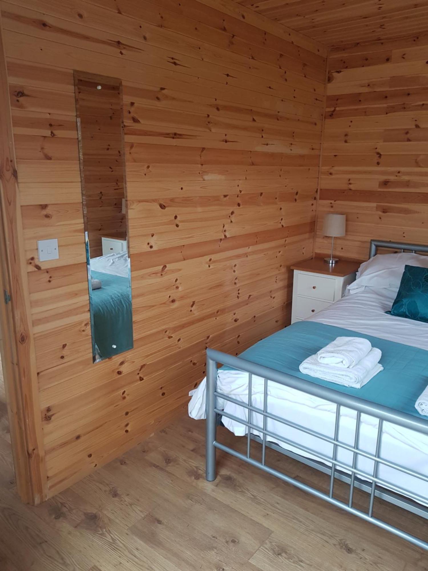 Acorn Camping And Caravan Park Llantwit Major Exterior photo